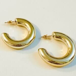 Gold Chunky hoop earrings
